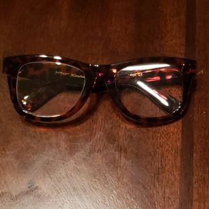 Betsy Johnson Readers 2.50